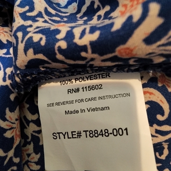 Lightweight Flowy Peekaboo Back   Drop Tail Boho Print Sleeveless Blouse  Small - Picture 5 of 5